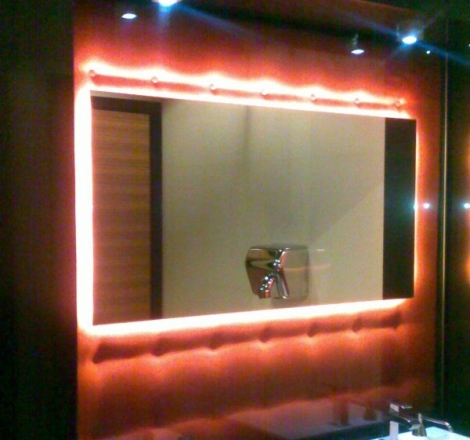 Lustro podświetlane